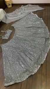 Lehenga Choli con Lentejuelas de Diseño Étnico Indio para Bodas y Fiestas, Estilo Bollywood para Mujer, Vestido Largo Elegante - Product Image 3