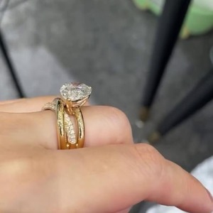 Bague en diamant de laboratoire de qualité supérieure, taille poire, 5,50 carats au total, avec bande torsadée, certifiée IGI, couleur D-E-F, clarté VVS-VS, pour femme - Product Image 5