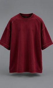 Camiseta de manga corta oversize color borgoña para hombre con costuras en contraste, estilo streetwear y cuello redondo. - Product Image 1