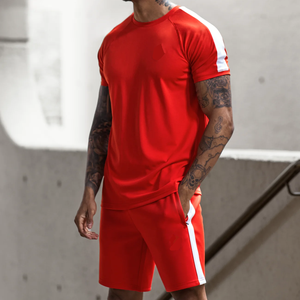 Ensemble T-shirt et short pour homme en coton 180 GSM, couleur unie, vêtements d'été, streetwear, confortable, ensemble 2 pièces pour la course à pied - Product Image 4