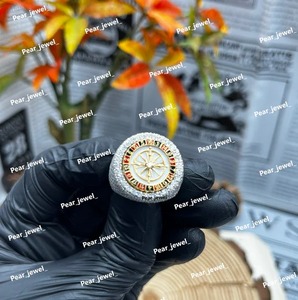 Anillo de compromiso de moissanita de alta calidad con diamante brillante de claridad VVS disponible a precio de mayoreo - Product Image 6