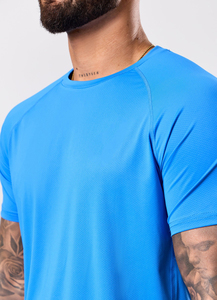 Camiseta Deportiva de Poliéster Personalizada Talla Estadounidense, de Secado Rápido, Ajustada, con Manga Corta y Cuello Redondo, con Serigrafía - Product Image 3