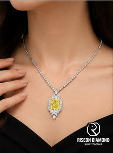 จี้เพชรเหลืองทรงแฟนซี ประดับด้วยทองคำขาว 18K พร้อมสร้อยแบบเทนนิสทรงบาแกตต์ มาร์คีส์ และทรงฮาโล เครื่องประดับหรูหรา - Product Image 5