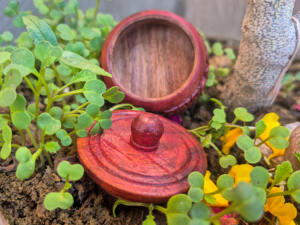 Traditional Wooden Sindoor Box Kumkum Holder – Red Sandalwood Handcrafted Pooja Item for <b>Mandir</b> Decor Wedding Gift Wholesale - Product Image 4