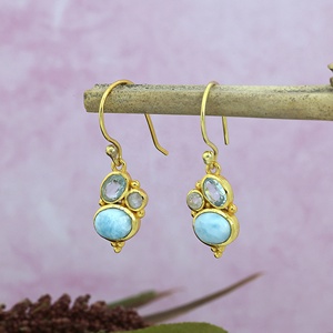 Pendientes Colgantes de Plata de Ley 925 con Larimar, Piedra Lunar y Topacio Azul, Hechos a Mano con Piedra Natural, Joyería Bohemia - Product Image 4