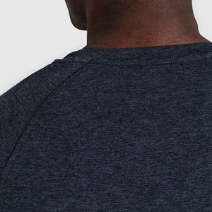 Camiseta de Manga Corta para Hombre, Color Gris Oscuro, Cuello Redondo, Corte Regular, Tejido Jersey de Secado Rápido, Estilo Casual - Product Image 5