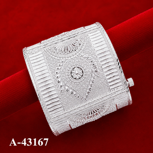 กำไลข้อมือแบบวินเทจชุบทองคำแท้ |   MOLL JEWELLERS สร้อยข้อมือเพทายแฮนด์เมดสำหรับผู้หญิงสำหรับงานปาร์ตี้ A-43167 - Product Image 1