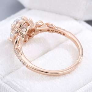Anillo de Compromiso Gemver 1886 con Diamante Cultivado en Laboratorio de 2.00 Quilates, Corte Ovalado, Color F, Claridad VS1, con Baño de Oro Rosa de 14K para Mujer - Product Image 4