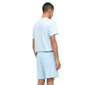 เสื้อครอปท็อปผู้ชายแบบปรับแต่งโลโก้ได้ พร้อมกางเกงขาสั้นแบบคู่ ชุดลำลองสำหรับฤดูร้อน ขายพร้อมโลโก้ปัก - Product Image 3