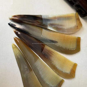 Peigne en corne naturelle artisanal pour coiffer les cheveux, fabriqué à partir de vraie corne de buffle - Product Image 2