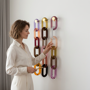 Escultura de Pared Artística de Resina, Hecha a Mano, Impermeable, con Cadena de Eslabones, Multicolor, de Forma Irregular, Decoración para el Hogar - Product Image 1
