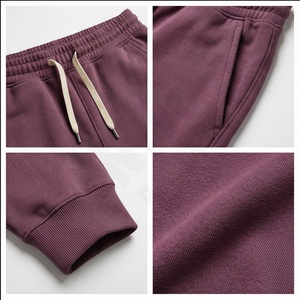 Waffle Fabric Streetwear Pant Heavyweight Sweat Pants Pantalones de chándal de pierna ancha Pierna abierta Hombres Baggy Fit Pantalones Jogger Pantalones para hombres - Product Image 4