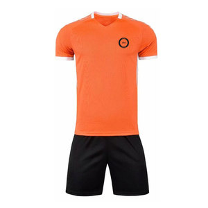 Uniformes de Fútbol Juveniles Tackle Twill, Ropa Deportiva Personalizada Hecha en Pakistán para Uniformes de Fútbol - Product Image 1