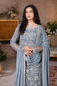 Robes de mariée de créateur à manches longues et col montant, robes de soirée pakistanaises de luxe brodées, longues, pour occasions spéciales - Product Image 5