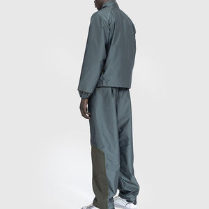 Conjunto Deportivo Impermeable para Hombre, 100% Poliéster, Cortavientos, Diseño Personalizado, Ropa Deportiva de Invierno con Capucha y Estampado - Product Image 6