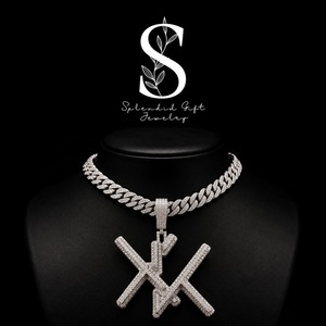 Pendentif plaqué or serti de diamants Moissanite, style hip-hop, collier pour homme, cadeau tendance pour lui. - Product Image 1