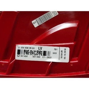 ไฟท้ายขวามือสองสำหรับรถยนต์ C-class รุ่น 2049060503 - Product Image 5
