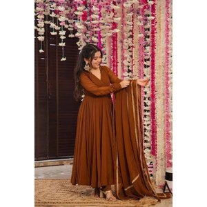 Belle robe de soirée Swank Brown-Bas et taille Dupatta XS pour un look époustouflant - Product Image 3