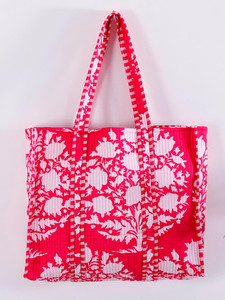 Sac fourre-tout élégant en tissu Kantha matelassé, sac de marché en coton à imprimé floral, sac Jhola, sac hippie, sac de marché pour un usage quotidien - Product Image 4