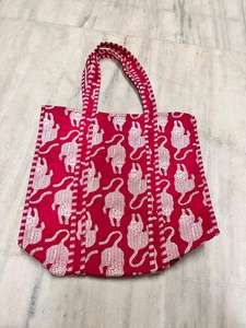 Sac fourre-tout matelassé, grand sac de courses, sac de voyage, cadeaux pour elle, sélection Etsy, sac imprimé au bloc, cadeau pour maman, femme, fille - Product Image 3