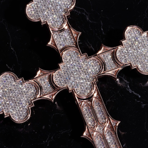 Colgante de cruz de moissanita en oro rosa con engaste pavé, collar de hip-hop, joyería cristiana para hombre, amuleto único para uso diario - Product Image 2
