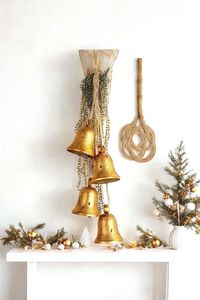 Campana de vaca de hierro de primera calidad, hecha a mano, estilo rústico, para animales de granja, decorativa, para colgar en patio, jardín y entrada. - Product Image 6