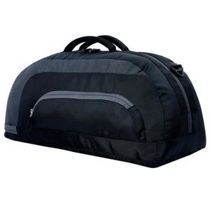 Bolsa de Viaje Deportiva Negra Premium con Correa de Hombro Ajustable, Asas Dobles, Amplio Espacio de Almacenamiento y Bolsillo Frontal Utilitario - Product Image 1
