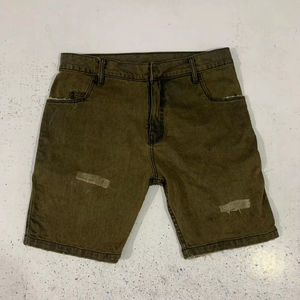 กางเกงยีนส์ขาสั้นทรงตรงสไตล์วินเทจฟอกสีแบบทำเก่า 100% ผ้าฝ้าย ผลิตตามสั่งสำหรับผู้ชาย วิธีการทอเป็นมิตรกับสิ่งแวดล้อม เหมาะสำหรับฤดูร้อน - Product Image 1