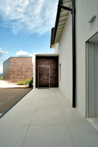 เคาน์เตอร์หินอิตาลีสังเคราะห์ขนาด 1620x3240 มม. หนา 12 มม. สีเบจ Calce Avorio สไตล์มินิมอลสุดหรูทันสมัย ผลิตตามสั่ง - Product Image 5