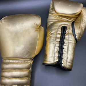 Guantes de MMA para Hombre de Alta Calidad con Logotipo Personalizado, Guantes Profesionales de Boxeo y Kickboxing de Cuero, con Cierre de Cordones y Absorción de Humedad - Product Image 5
