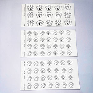 Etiquetas de tamaño de ropa-Pegatinas impermeables XS a XL-Diseño personalizado en rollo para embalaje de ropa y suministro al por mayor - Product Image 2