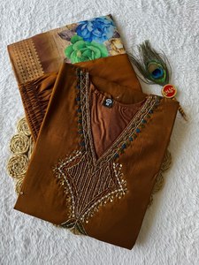 Kurti en rayonne marron avec col en V brodé et détails perlés pour femme, style traditionnel indien et pakistanais, tenue décontractée - Product Image 4
