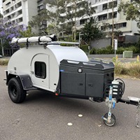 Remorque de camping tout-terrain robuste, légère, avec cuisine extérieure pour les voyages de camping en plein air