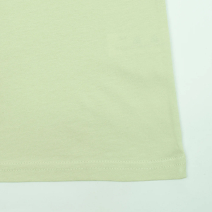 เสื้อยืดลำลองผู้หญิงแบบครอป แบรนด์สั่งทำพิเศษ ดีไซน์สวยงาม ขอบดิบ สำหรับแบรนด์บูติก ขายส่งจากโรงงาน - Product Image 2