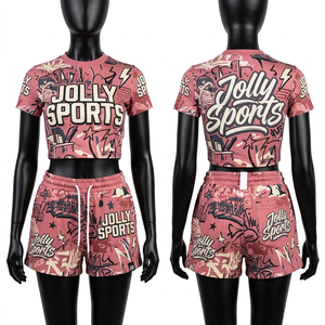 Conjunto de dos piezas para mujer, top corto y pantalones cortos, mezcla de algodón premium, estampado gráfico rosa en toda la prenda, logotipo personalizado por sublimación, top corto y pantalones cortos. - Product Image 5
