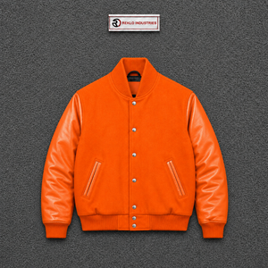 Maquette de veste universitaire orange moderne, vue avant, style Letterman, en laine, avec manches en cuir, design de vêtement d'extérieur, veste décontractée universitaire, ATHL - Product Image 5