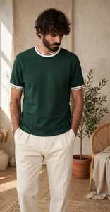 T-shirt décontracté pour homme en coton vert foncé à logo frontal, col rond, coupe classique, bordure contrastante, manches courtes, écologique - Product Image 5
