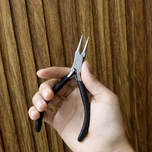 Pince à bec rond pour la fabrication de bijoux, fabriquée en acier inoxydable de haute qualité, mâchoires lisses, outil de précision durable pour les professionnels - Product Image 2