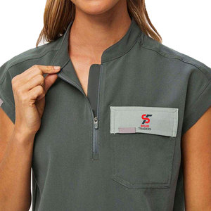 Tenue médicale régulatrice de température Solid Trader pour un confort toutes saisons dans les établissements de santé – Uniforme hospitalier de qualité - Product Image 5