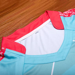 Camisetas de Fútbol Personalizadas OEM para Clubes, Nueva Temporada, 100% Poliéster, Ropa Deportiva Personalizable - Product Image 3