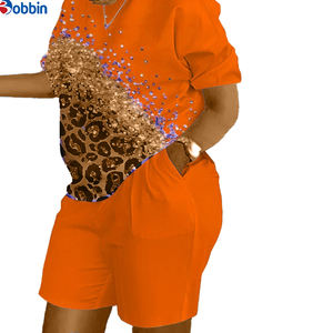 Conjuntos Casuales de 2 Piezas para Mujer, Personalizados, a la Moda, con Pedrería, Camiseta de Manga Corta y Pantalones Cortos, Conjuntos Deportivos Estampados - Product Image 3