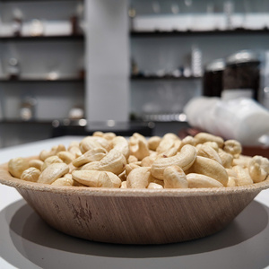 Noix de cajou en gros d'Afrique, qualité W450, certifiées biologiques USDA/BRC/Halal, 100% naturelles, emballées sous vide, décortiquées, du Vietnam - Product Image 3