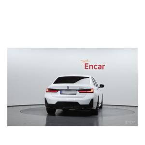 BMW Série 3 320i M Sport 2023, 8 732 km, boîte automatique, conduite à gauche, norme d'émission Euro V, avec caméra de recul - Product Image 4