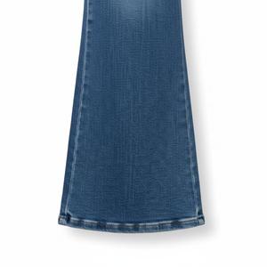 Pantalon évasé en denim sur mesure pour femme, taille haute, 100 % coton, respirant, écologique, avec logo personnalisé, marque privée, haute qualité - Product Image 4