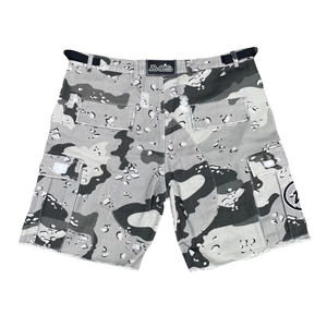 Shorts de mezclilla camuflados personalizados de la mejor calidad para hombre en tres colores con bolsillos laterales - Product Image 4