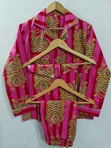 Conjunto de Pijama Unisex Casual de Algodón con Estampado de Rayas de Tigre, Camisa Larga de Invierno, Ropa de Dormir Regular, Trajes de Noche para Vacaciones - Product Image 2