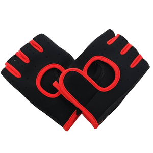 Gants de sport en maille respirante avec logo personnalisé - Gants de musculation sans doigts en gros avec sangles de poignet ajustables pour un ajustement parfait - Product Image 6
