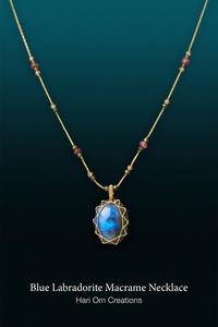 สร้อยคอจี้โลหะผสมแพลตตินั่มชุบสีน้ำเงินประดับคริสตัลบำบัดทรงเหลี่ยมสไตล์โบโฮพร้อมลูกปัดทำมือ - Product Image 3