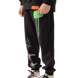Conjunto Deportivo Unisex de Talla Grande, Estilo Invernal, Pantalones Deportivos 3D con Bordes Crudos Personalizados, Sudadera con Capucha, Diseño Urbano Estampado - Product Image 3