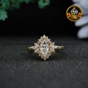 Bague de fiançailles solitaire en moissanite taille marquise Phoenix Enterprise, plaquée rhodium, en argent sterling 925, sertie à griffes - Product Image 6